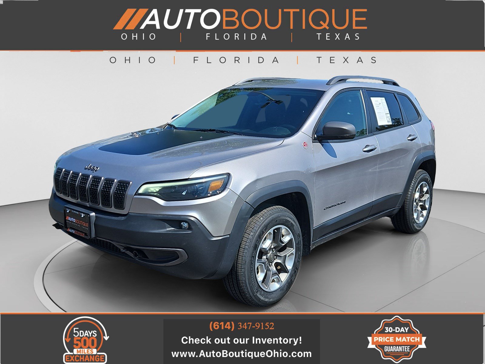 Used 2019 Jeep Cherokee Trailhawk w/ Cold Weather Group AWD/4WD image 1