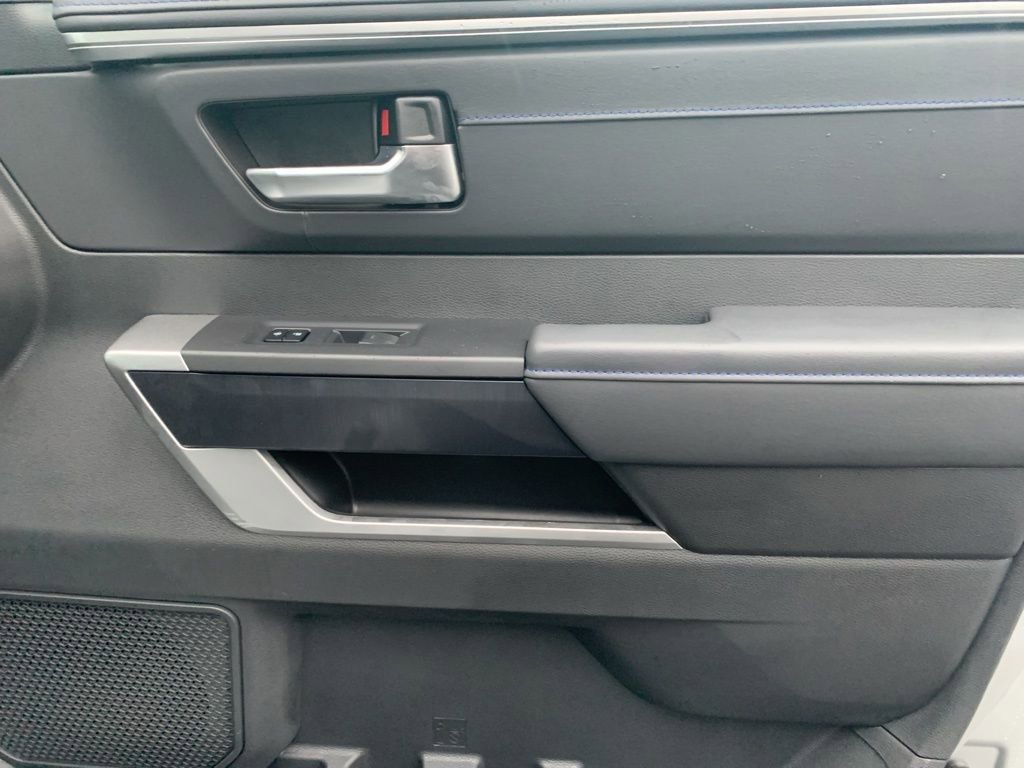 New 2025 Toyota Tundra Platinum image 18