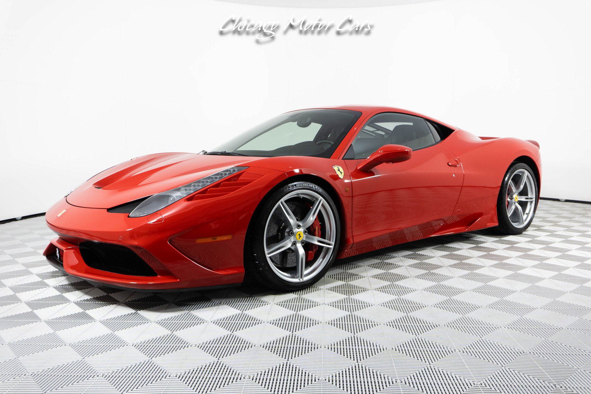 Used 2015 Ferrari 458 Speciale Coupe RWD image 2