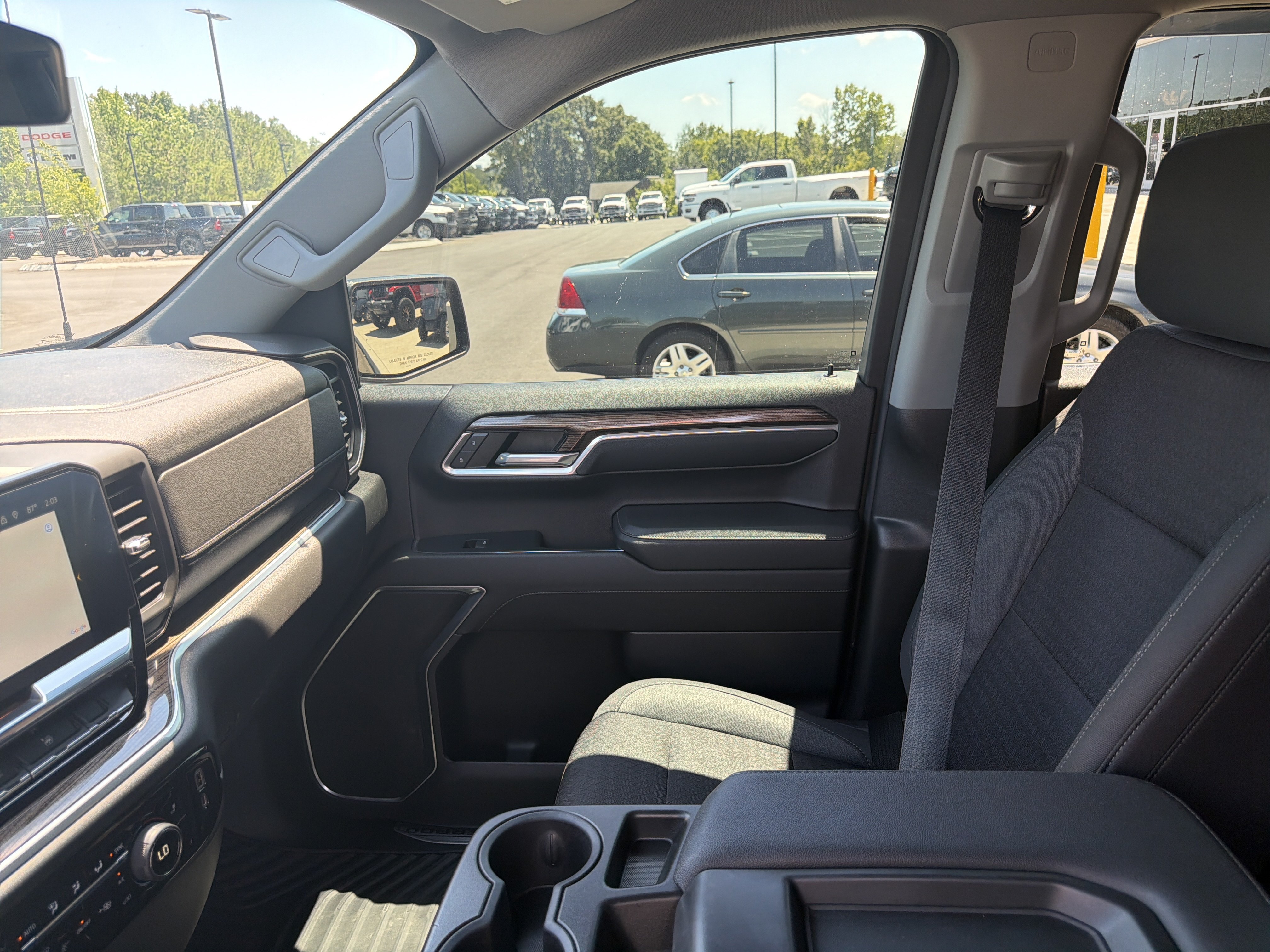 Used 2022 Chevrolet Silverado 1500 LT RWD image 15