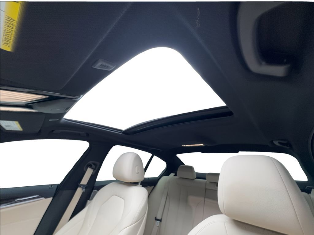 Used 2019 BMW 530i xDrive w/ Convenience Package image 31