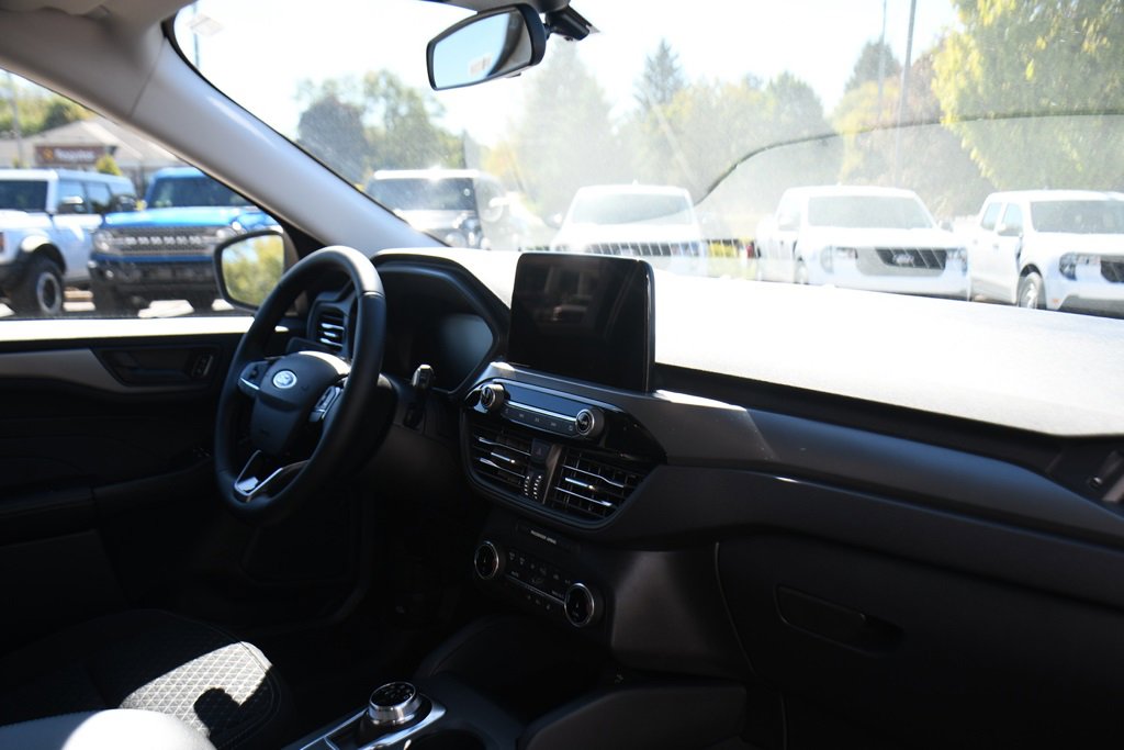 New 2026 Ford Escape Active image 14
