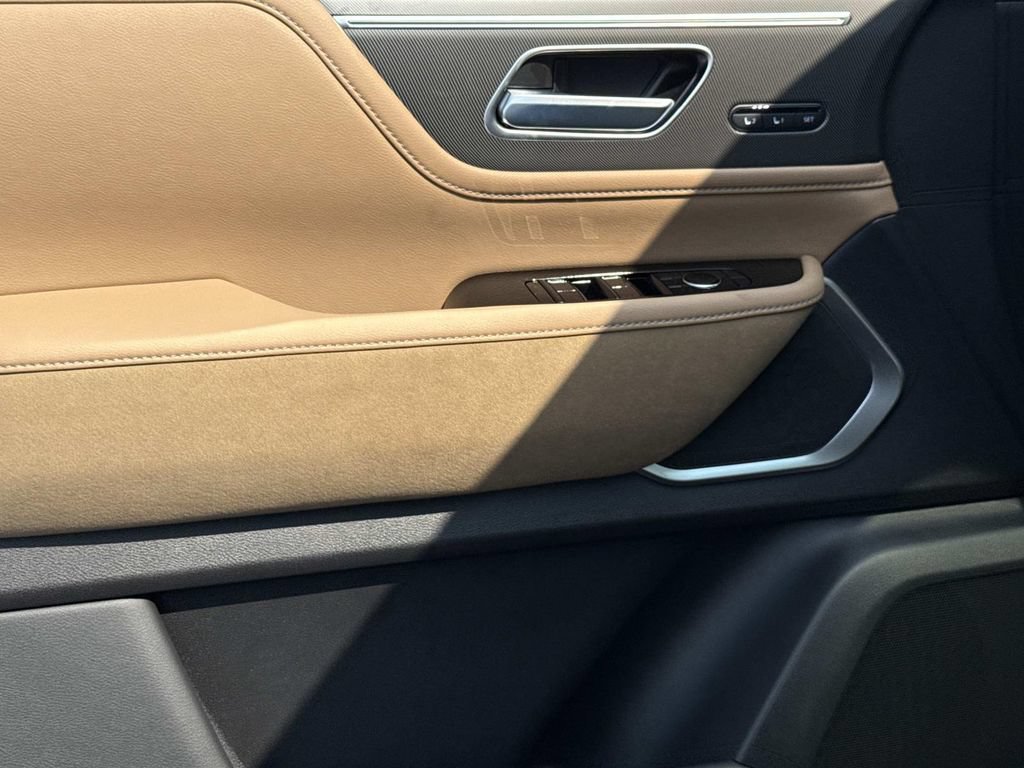 New 2027 INFINITI QX80 Luxe AWD/4WD image 14