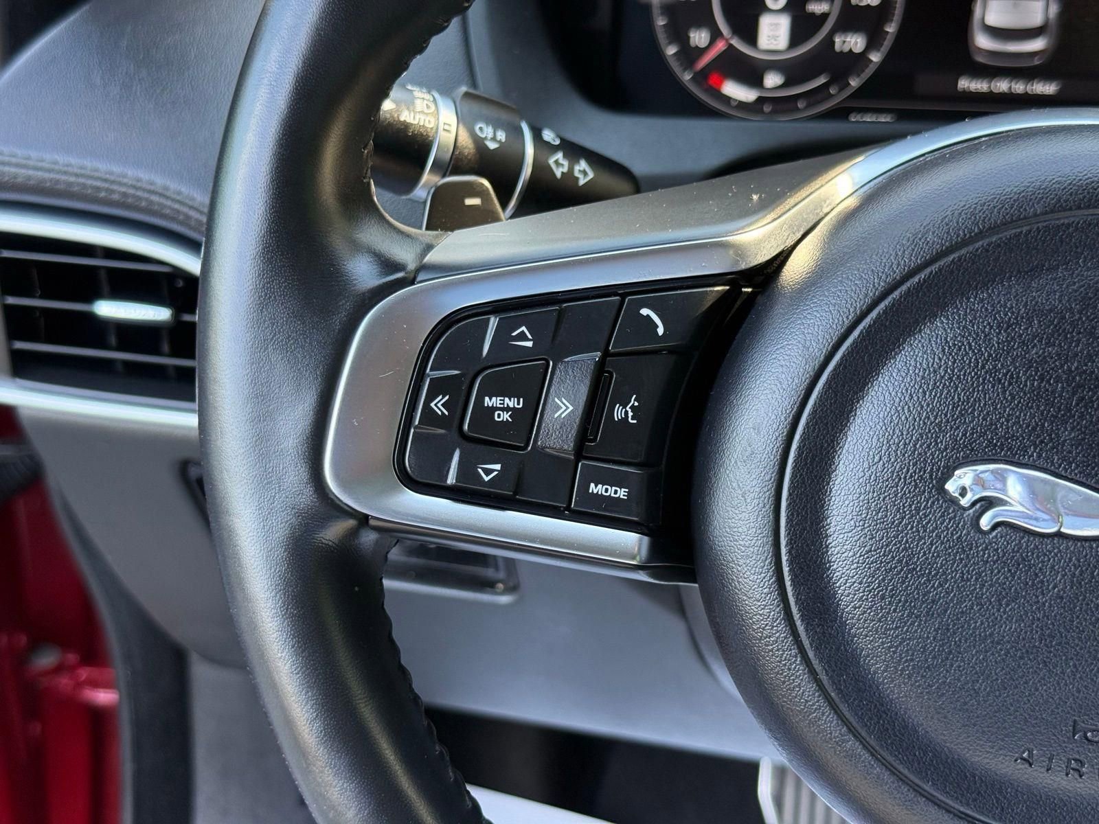 Used 2019 Jaguar F-PACE Prestige AWD/4WD image 52