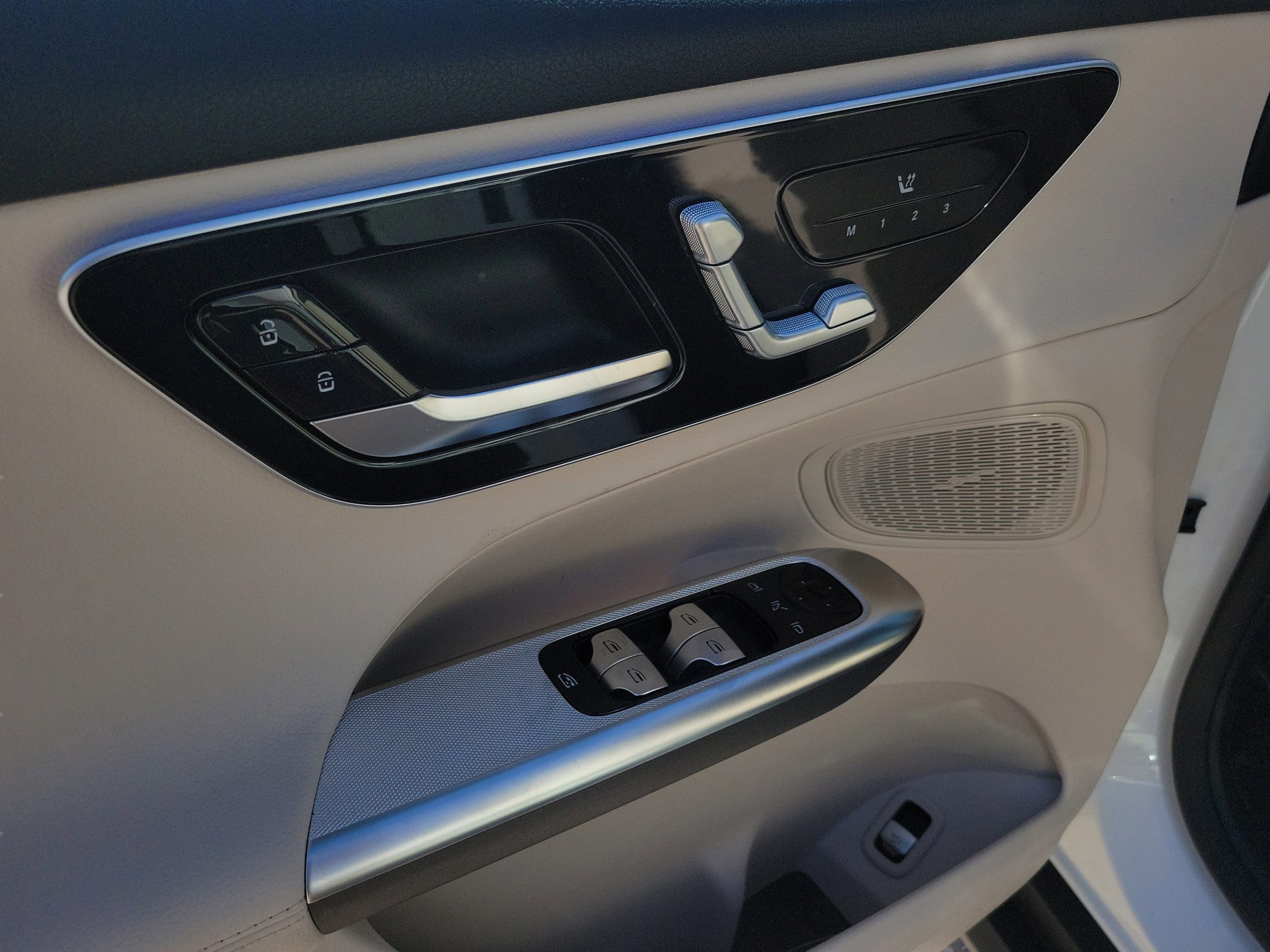 Certified 2026 Mercedes-Benz GLC 300 image 20