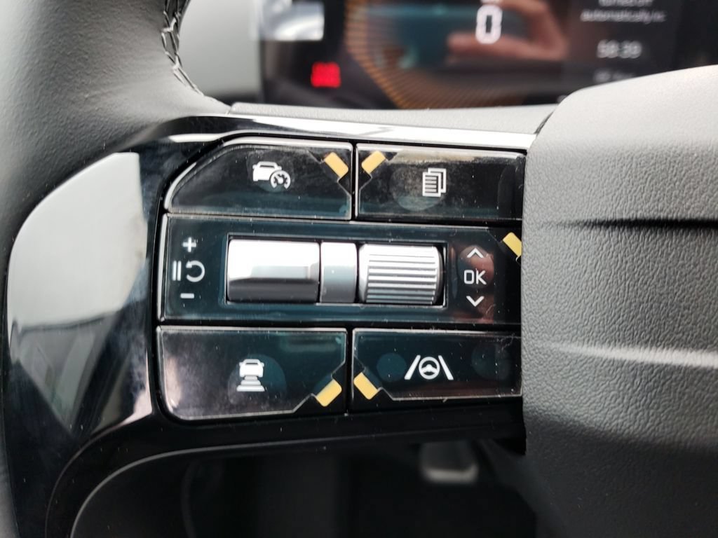New 2026 Kia Sorento LX FWD image 13