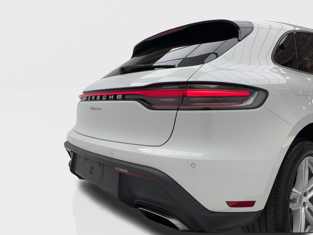 Used 2022 Porsche Macan AWD/4WD image 9
