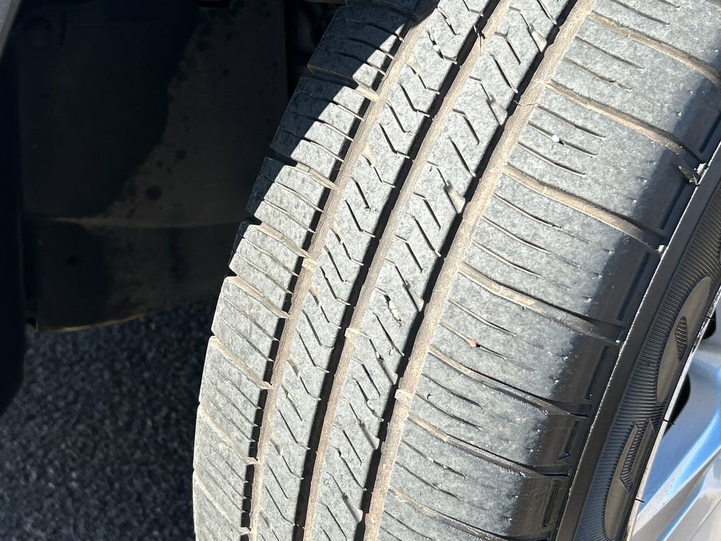 Used 2022 Chevrolet Trax LT w/ Driver Confidence Package AWD/4WD image 26