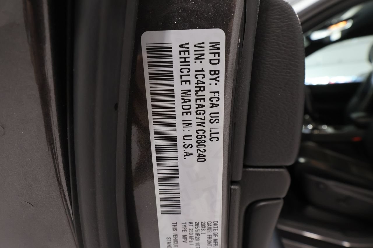 Used 2021 Jeep Grand Cherokee Laredo X RWD image 19