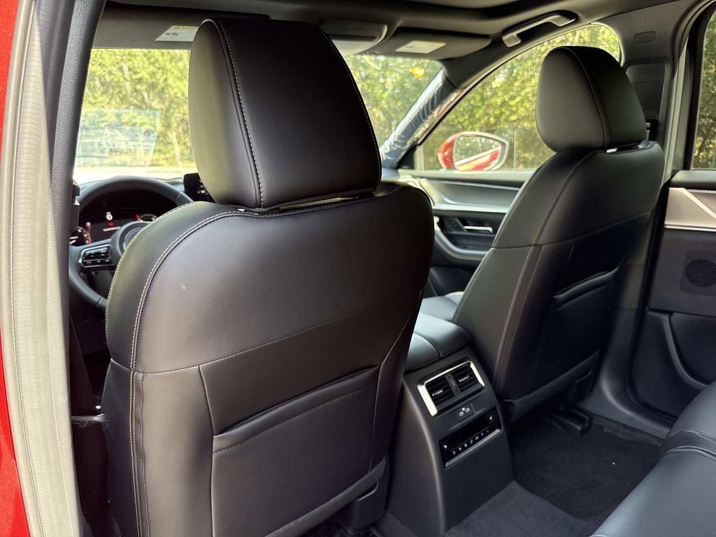 New 2026 MAZDA CX-90 3.3 Turbo w/ Premium Plus Pkg image 17