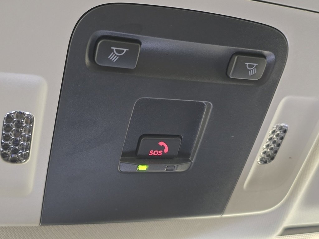 Certified 2025 Toyota Camry LE image 32