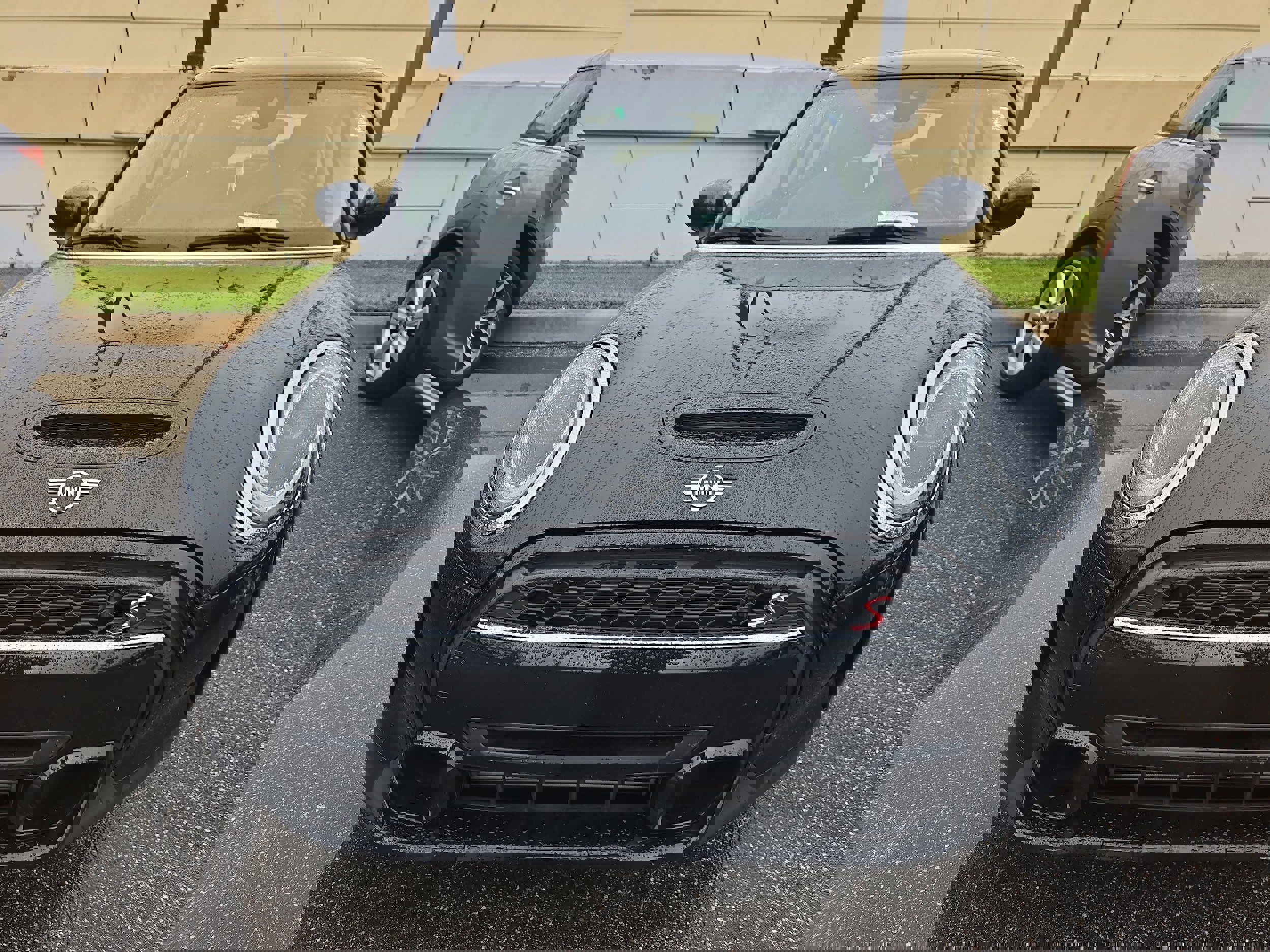 Used 2023 MINI Cooper S w/ Signature Upholstery Package image 2