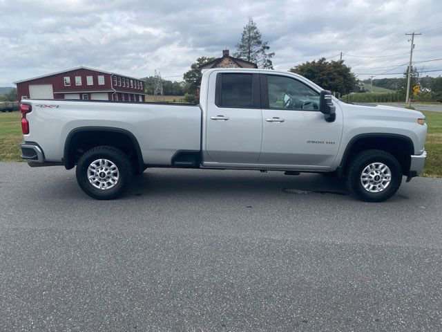 Used 2022 Chevrolet Silverado 2500 LT w/ Convenience Package image 7