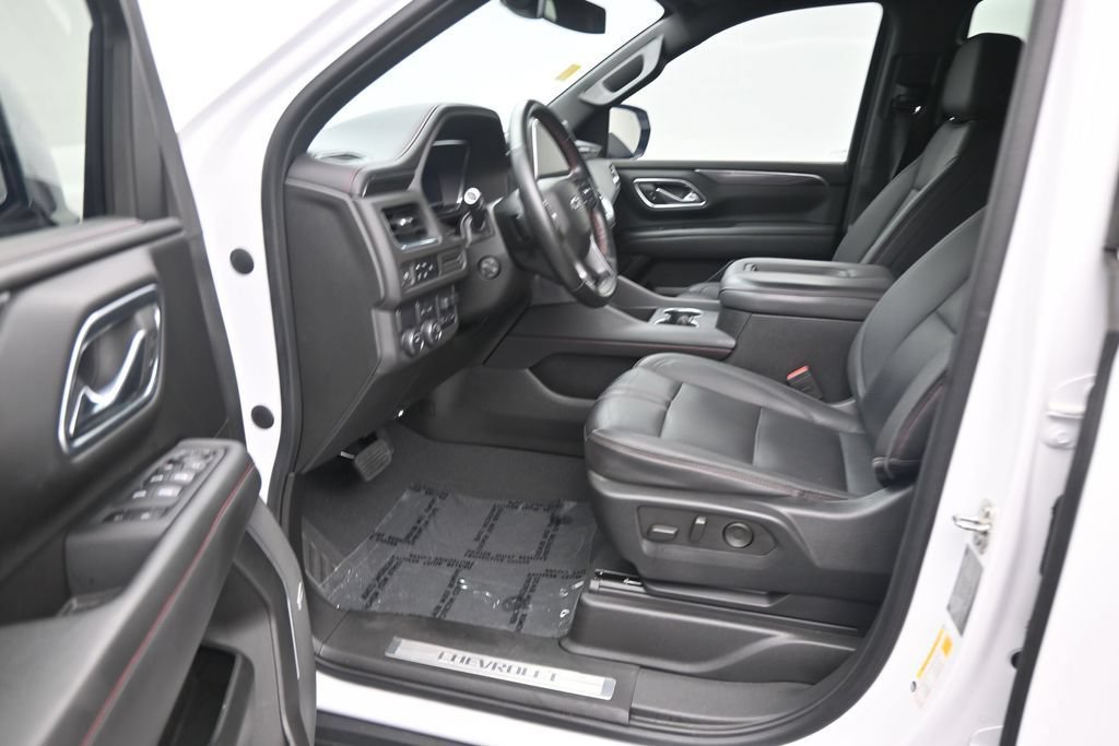 Used 2023 Chevrolet Tahoe RST w/ Luxury Package RWD image 13