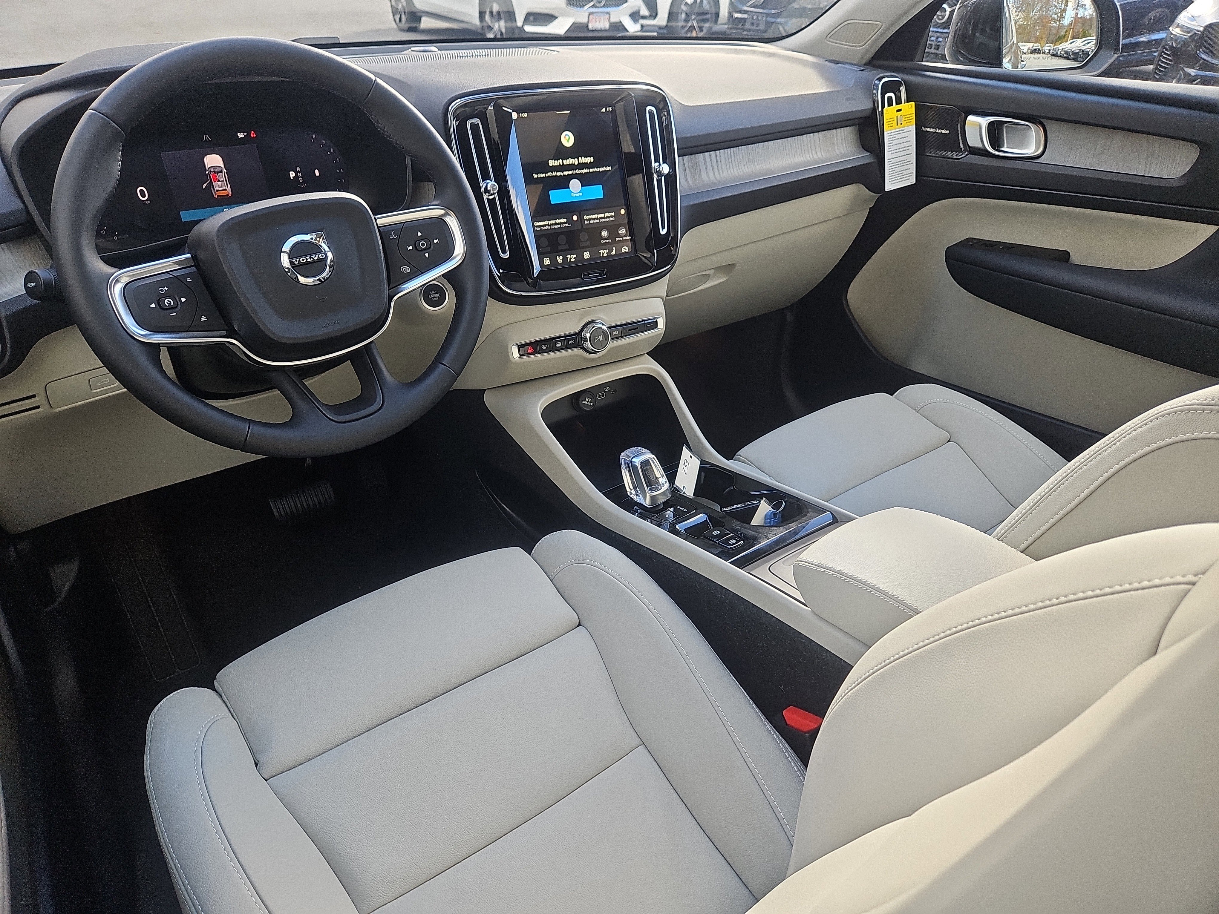 New 2026 Volvo XC40 B5 Ultra w/ Protection Package Premier image 3