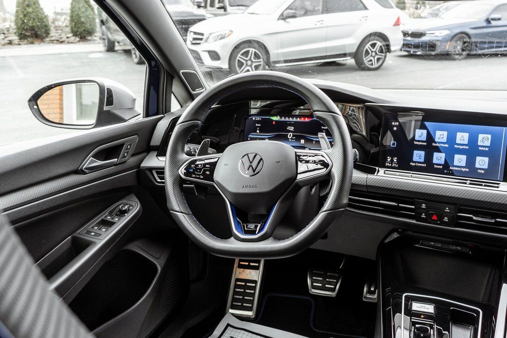 Used 2024 Volkswagen Golf R image 13