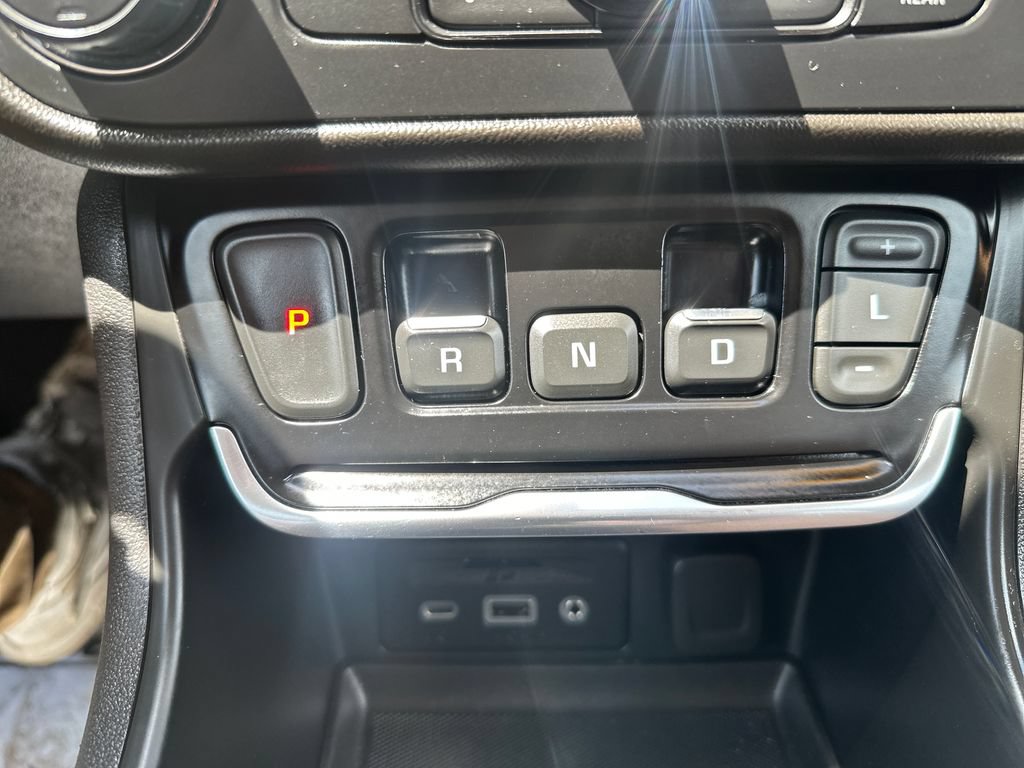 Used 2021 GMC Terrain SLT w/ LPO, Floor Liner Package AWD/4WD image 19