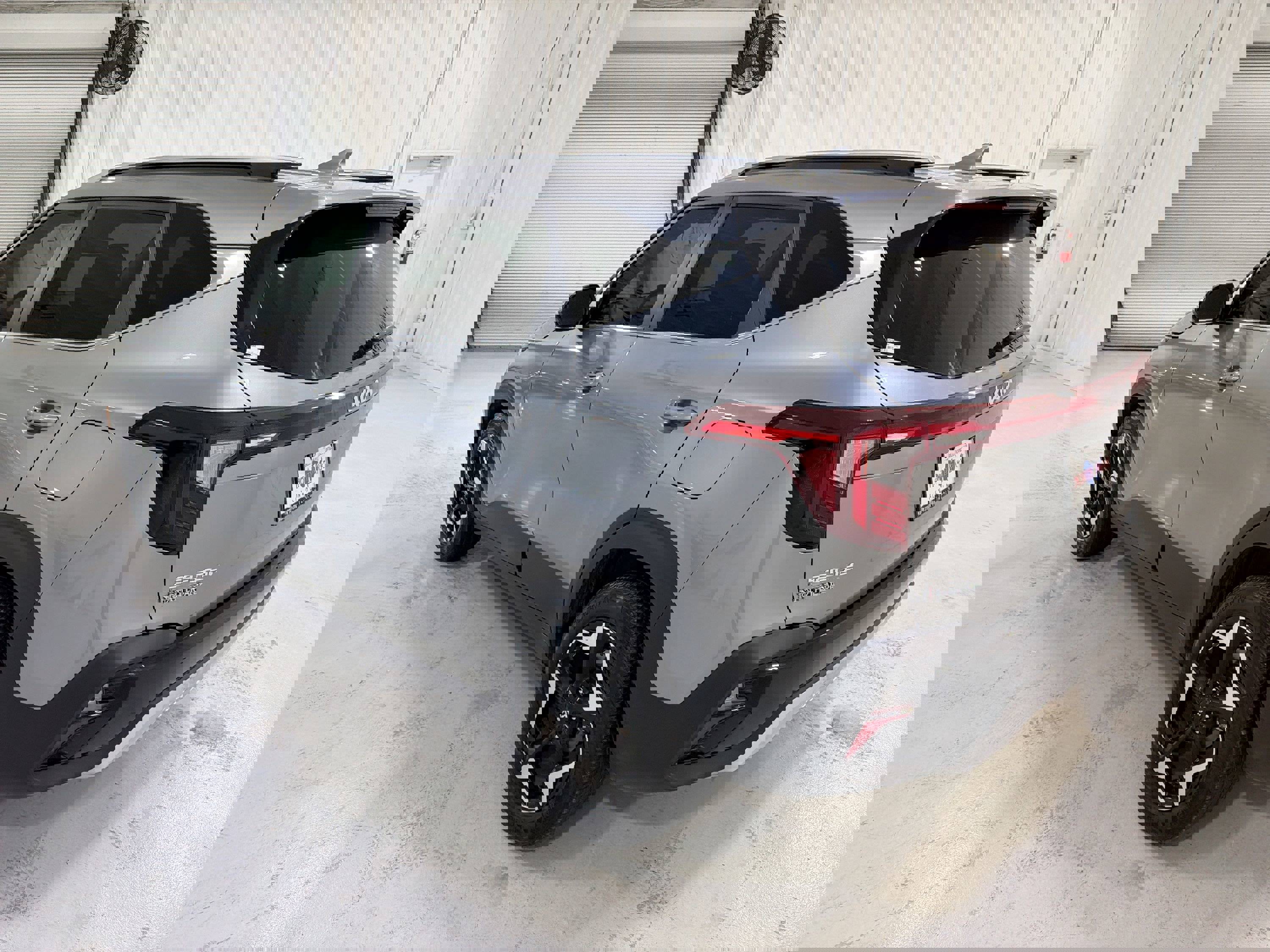 Used 2024 Kia Seltos EX image 25