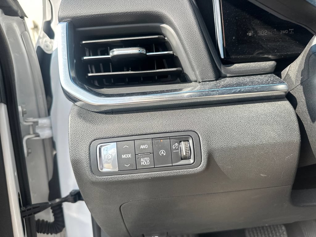 Used 2025 GMC Terrain Elevation AWD/4WD image 45