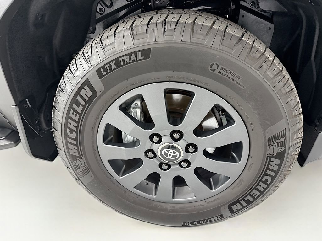 Used 2026 Toyota Land Cruiser w/ Premium Package AWD/4WD image 31