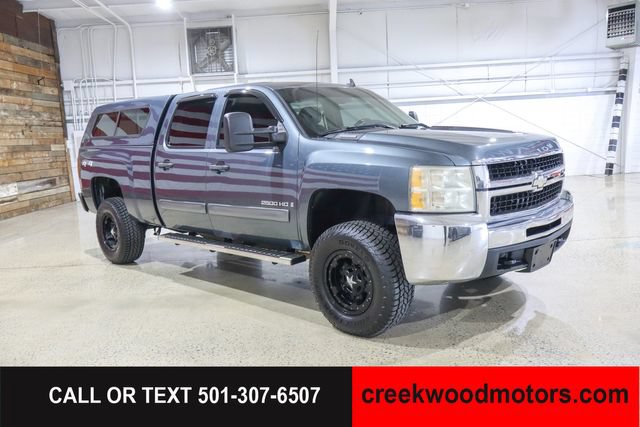 Used 2008 Chevrolet Silverado 2500 LT AWD/4WD image 2