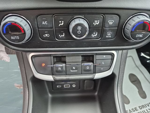 Used 2023 GMC Terrain SLT AWD/4WD image 22
