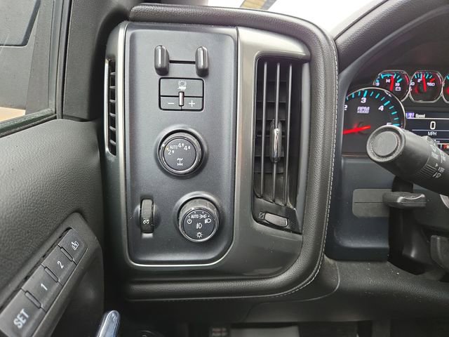 Used 2018 Chevrolet Silverado 1500 LTZ w/ LTZ Plus Package AWD/4WD image 21