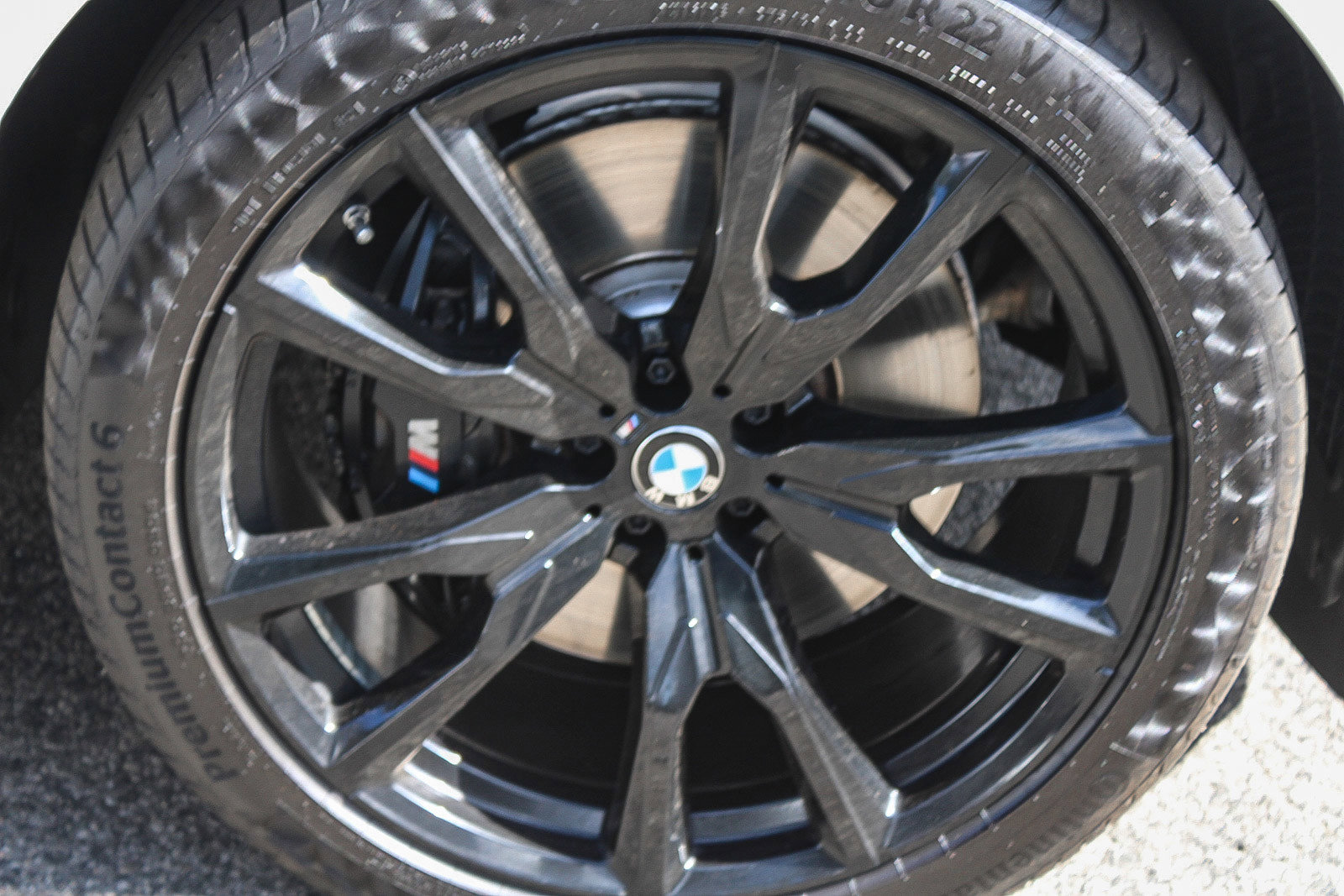 Certified 2024 BMW X7 xDrive40i w/ M Sport Package AWD/4WD image 10