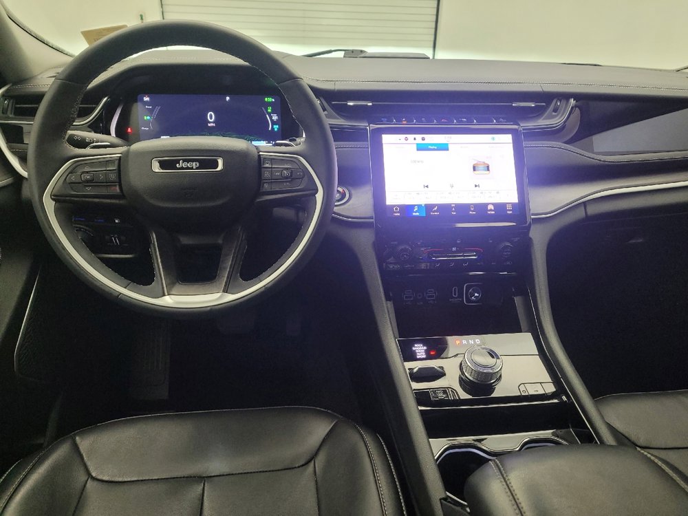 Used 2022 Jeep Grand Cherokee Limited 4xe image 22