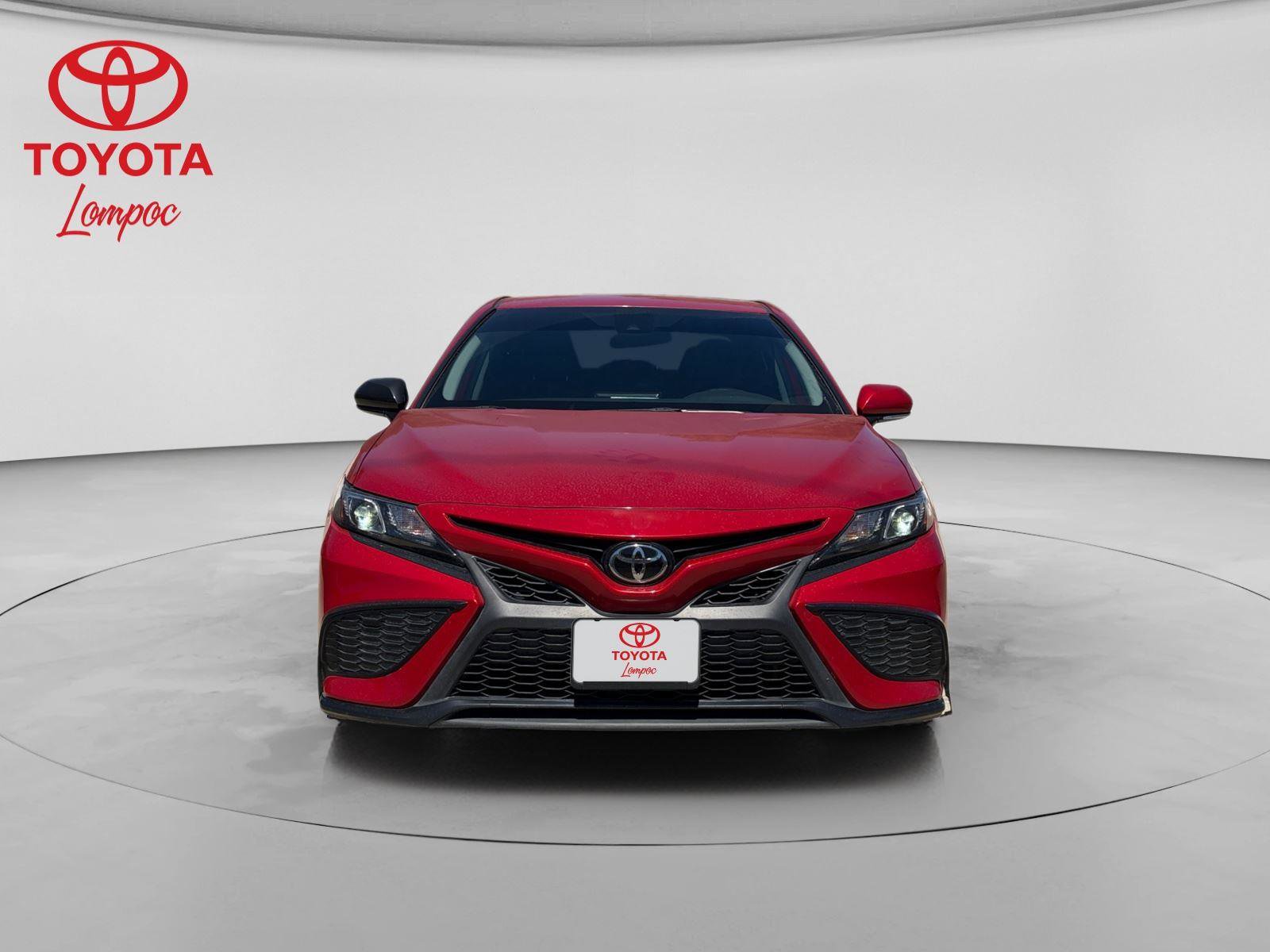 Certified 2022 Toyota Camry SE w/ Carpet Mat Package (TMS) image 2