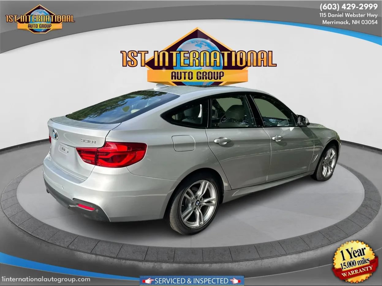 Used 2018 BMW 330i Gran Turismo xDrive AWD/4WD image 9