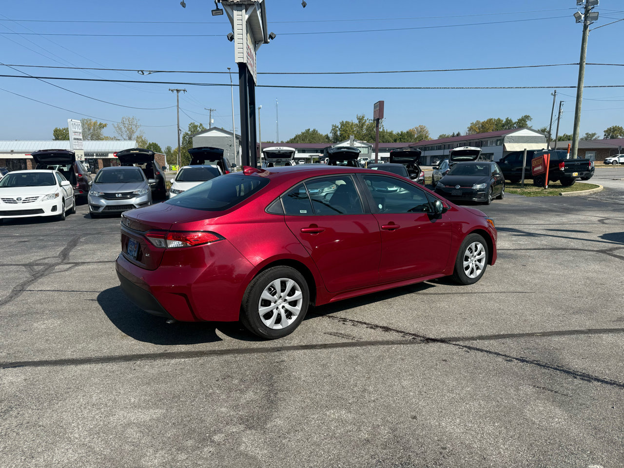 Used 2024 Toyota Corolla LE image 7