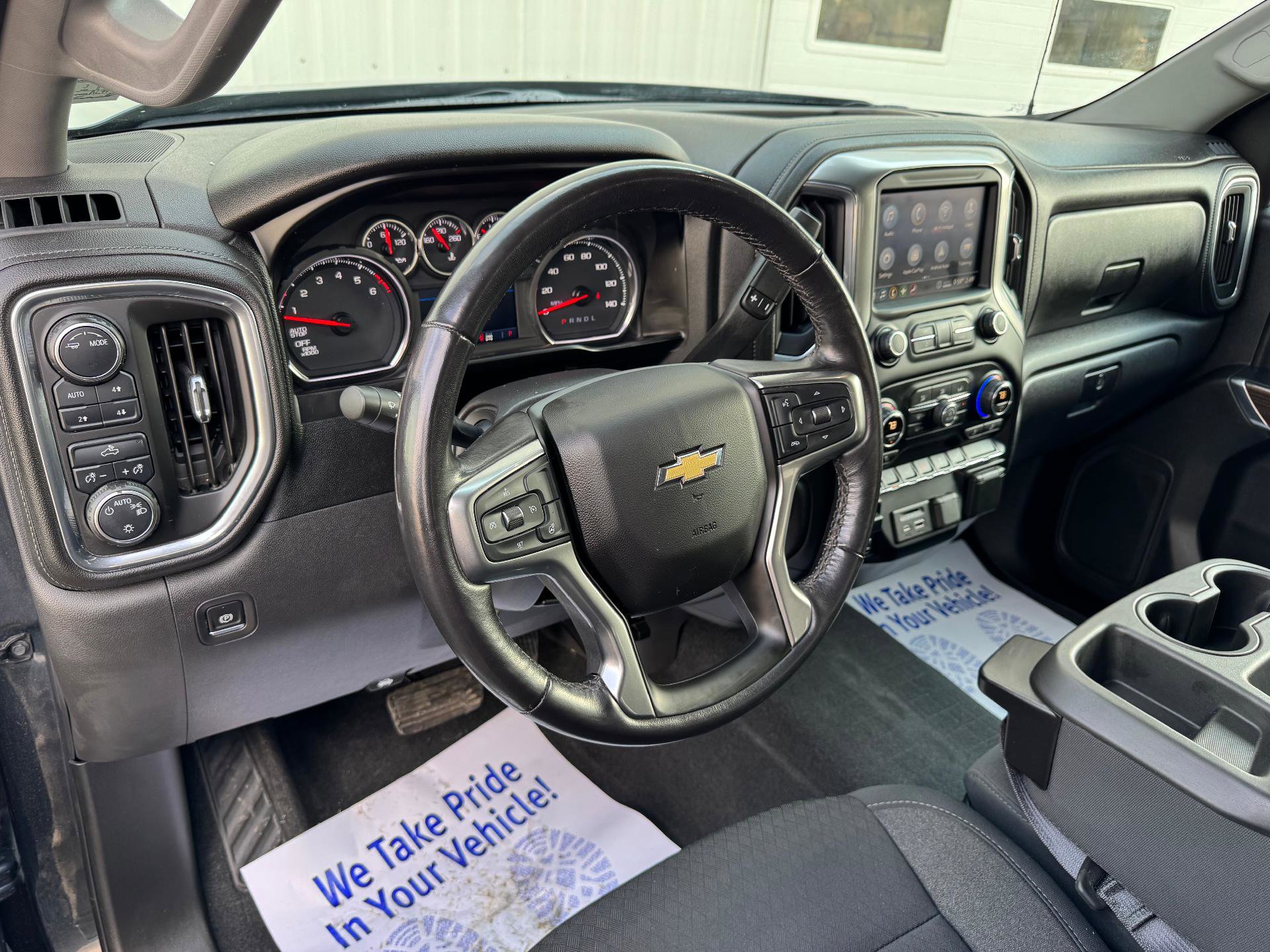 Used 2020 Chevrolet Silverado 1500 LT w/ All-Star Edition image 23
