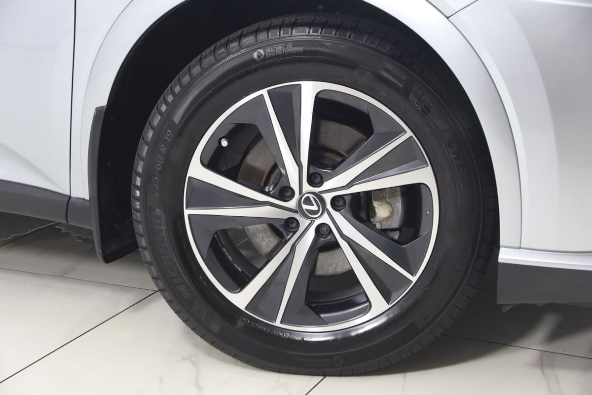 Used 2024 Lexus RX 350 Premium w/ Accessory Package (Z1) AWD/4WD image 15