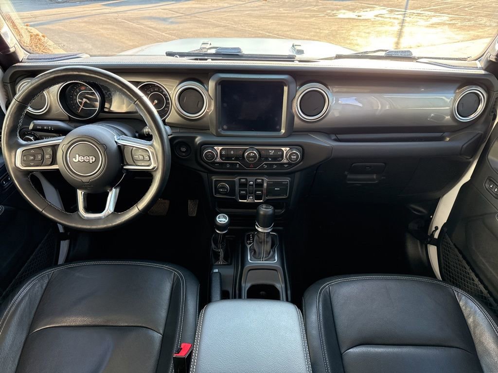 Used 2018 Jeep Wrangler Unlimited Sahara image 33