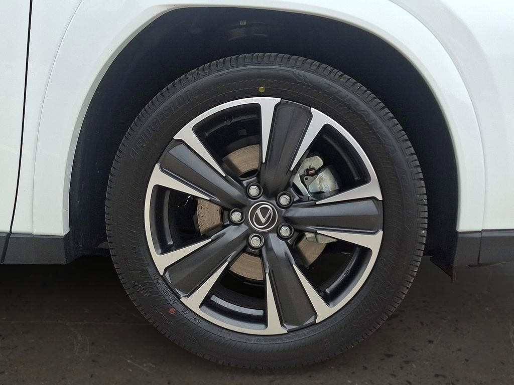 Used 2026 Lexus UX 300h AWD w/ Accessory Package (Z1) image 9