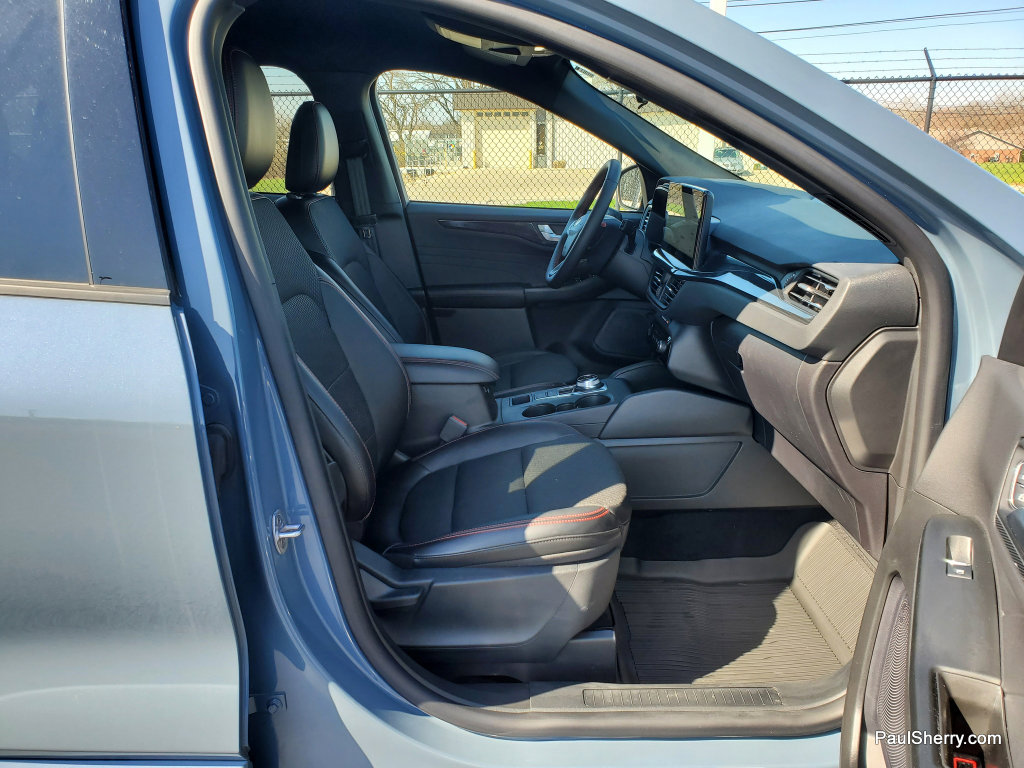 Used 2024 Ford Escape ST-Line w/ Tech Pack #1 image 36