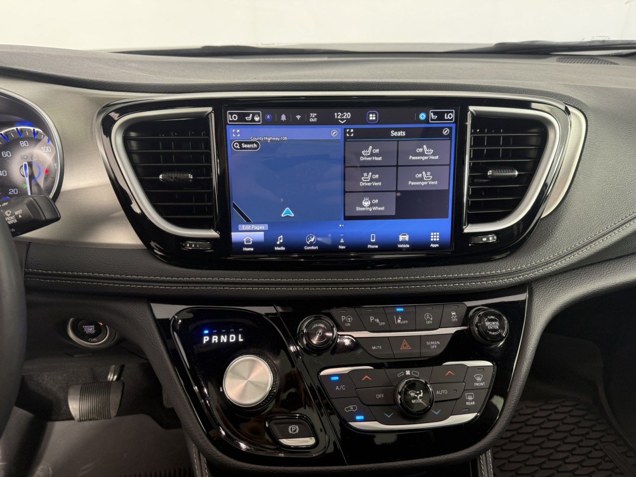 Used 2024 Chrysler Pacifica Limited w/ Uconnect Theater Family Group AWD/4WD image 22