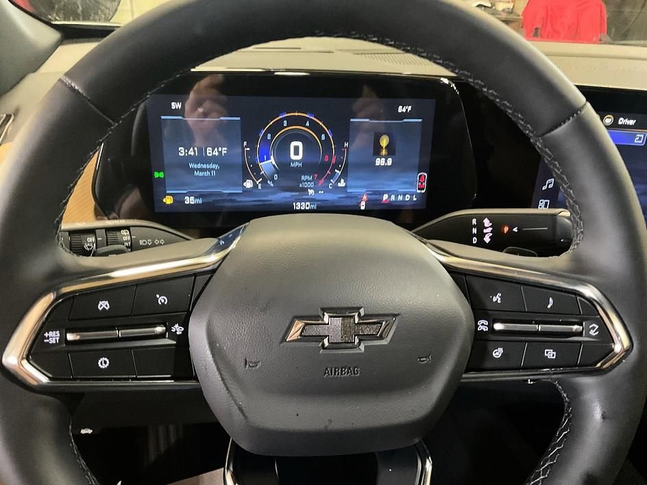 Used 2026 Chevrolet Equinox ACTIV w/ Convenience Package III image 24