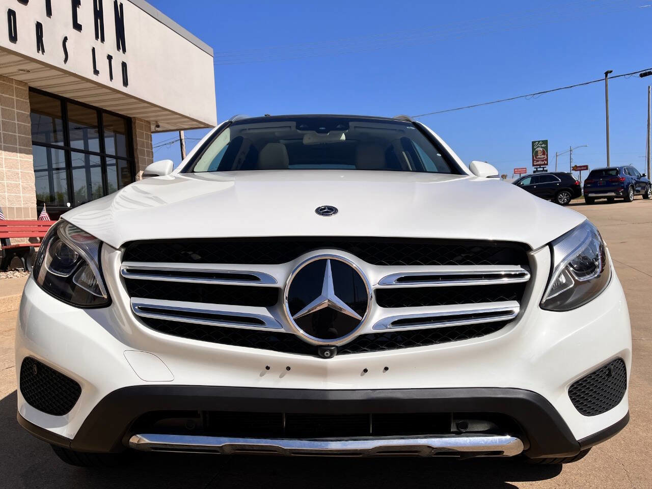 Used 2018 Mercedes-Benz GLC 300 4MATIC image 7