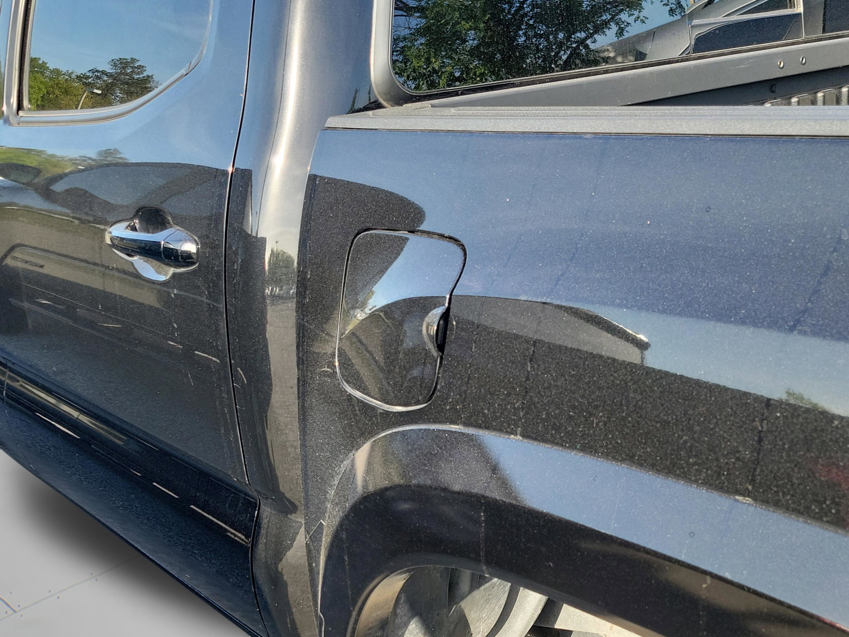 Used 2023 Toyota Tacoma TRD Sport w/ TRD Premium Sport Package image 25