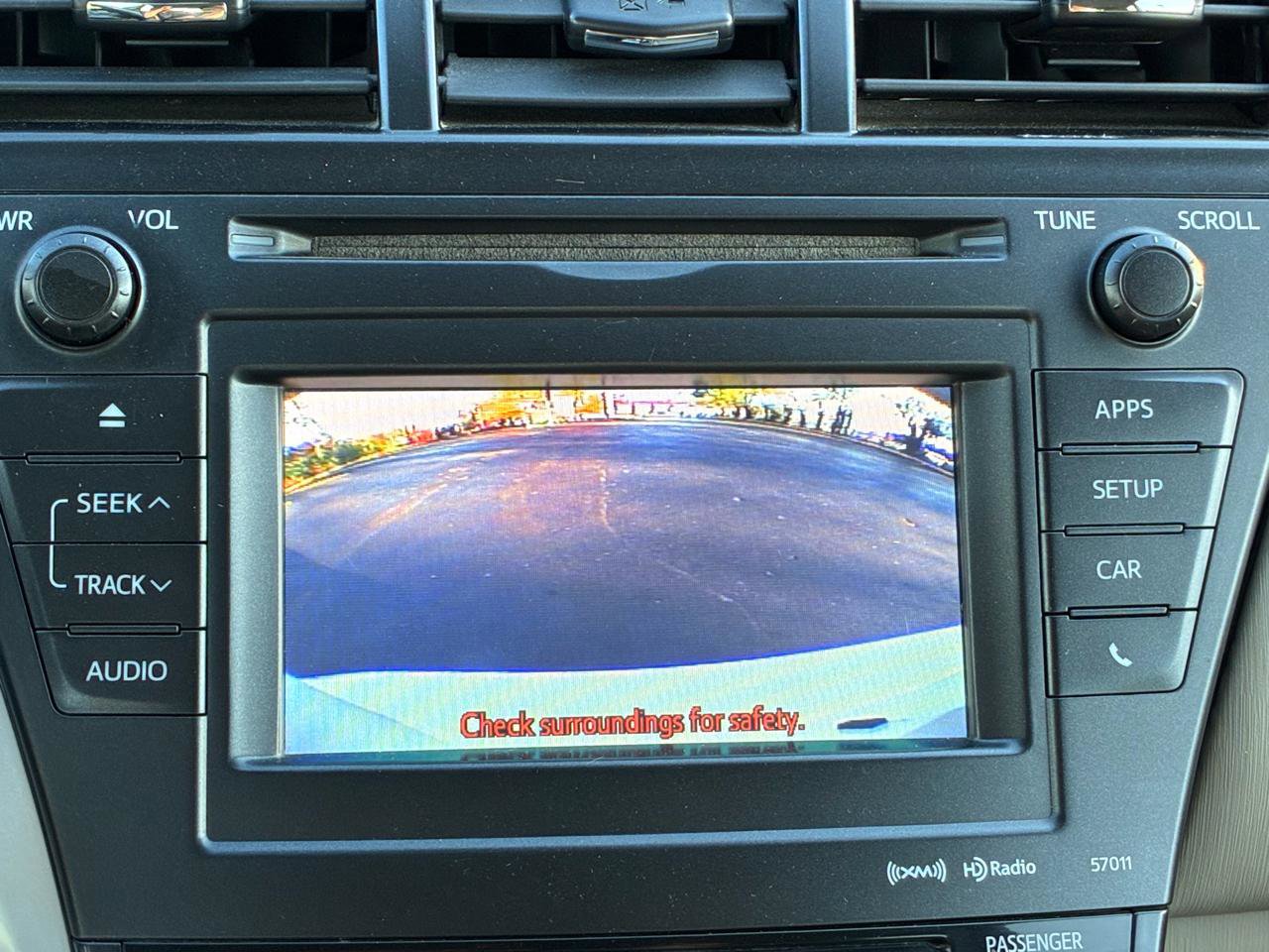 Used 2014 Toyota Prius V Five image 31