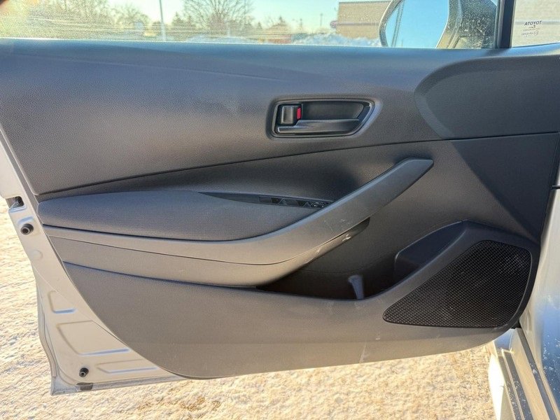 Used 2024 Toyota Corolla LE image 19