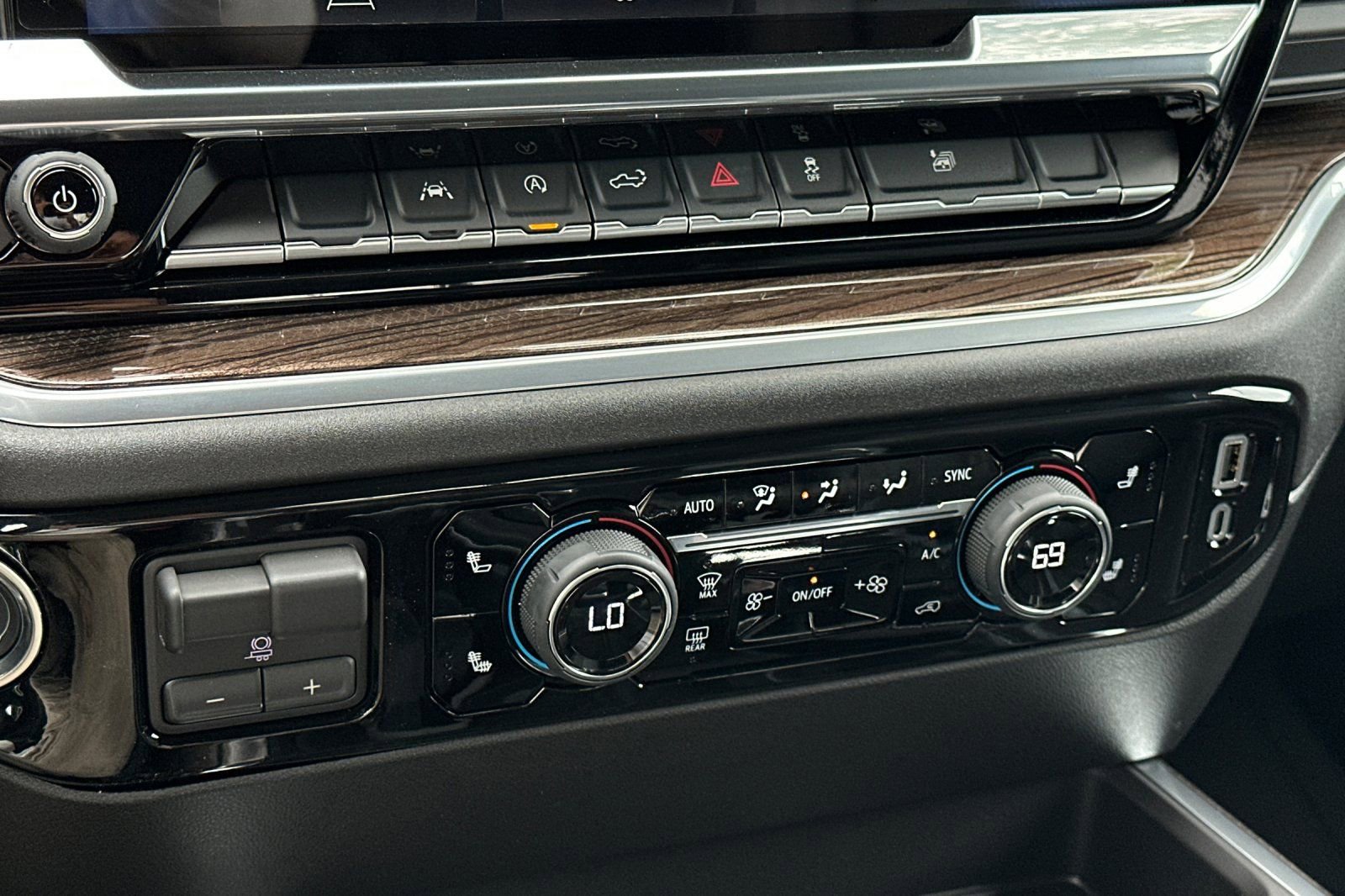 New 2026 Chevrolet Silverado 1500 RST w/ All Star Edition Plus AWD/4WD image 20