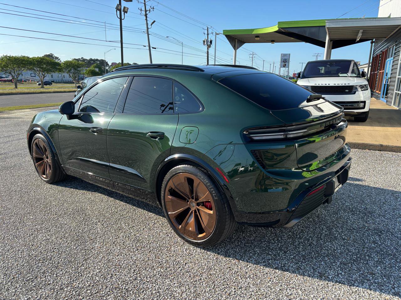 Used 2024 Porsche Macan Turbo Electric image 7