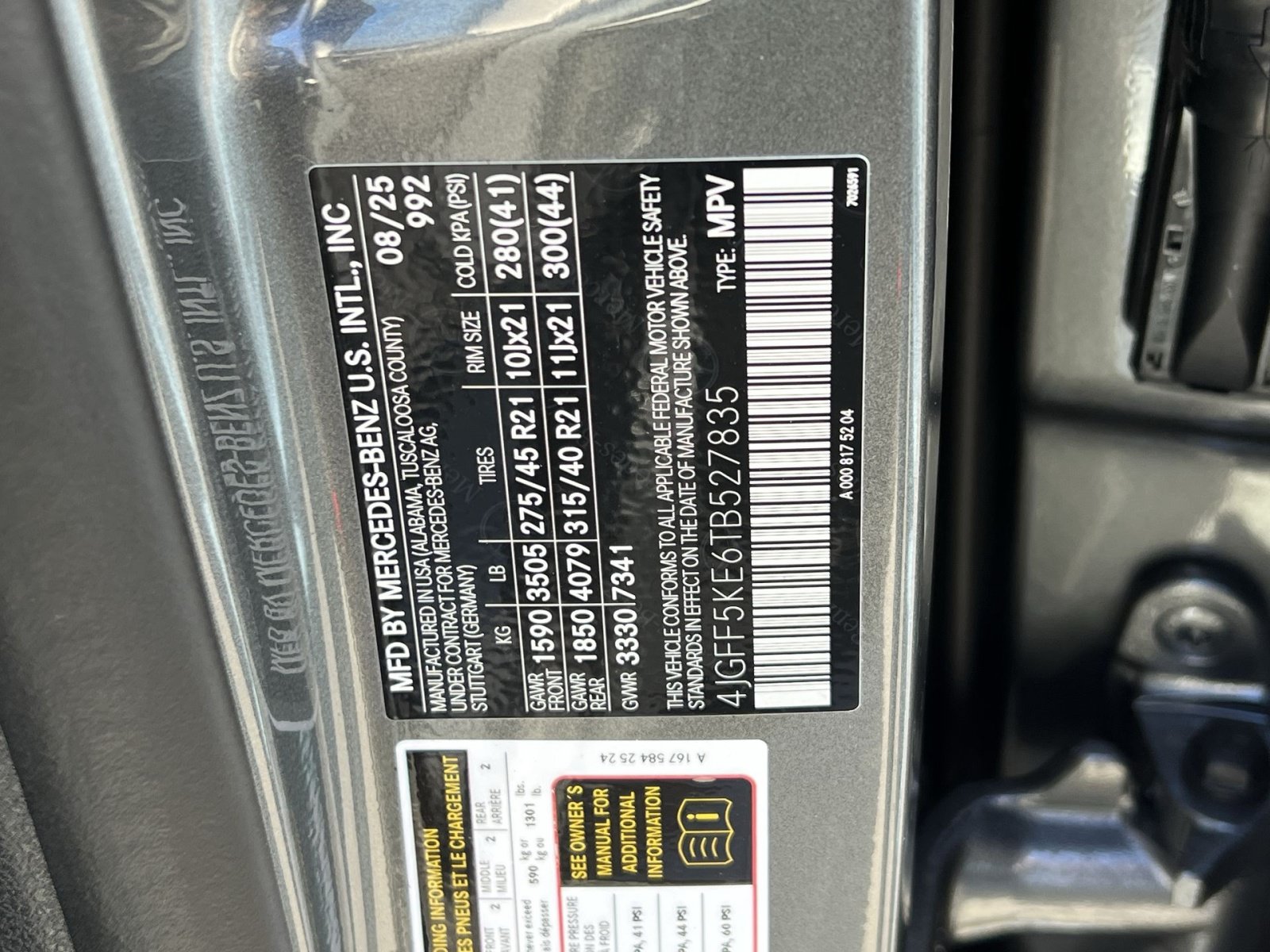 Certified 2026 Mercedes-Benz GLS 450 4MATIC image 38