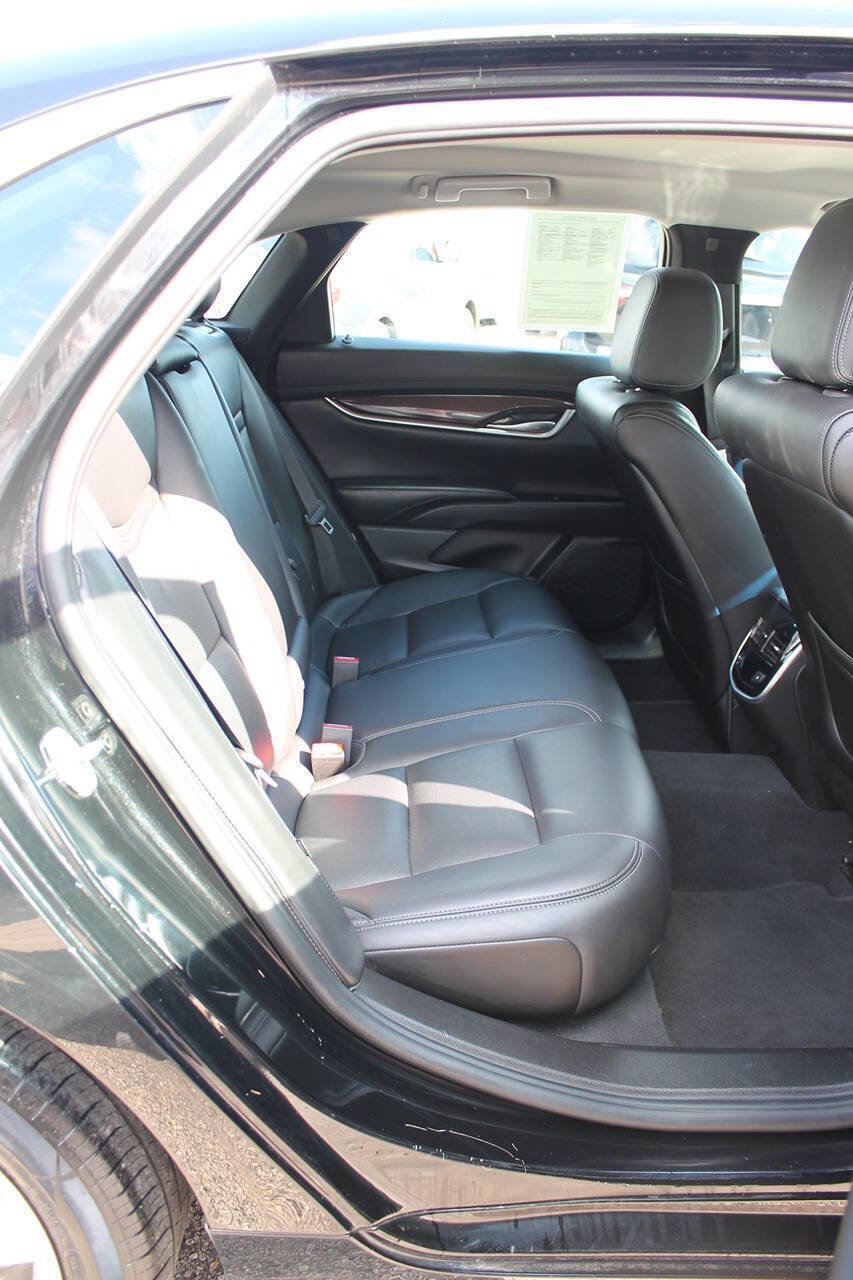 Used 2017 Cadillac XTS Luxury image 19