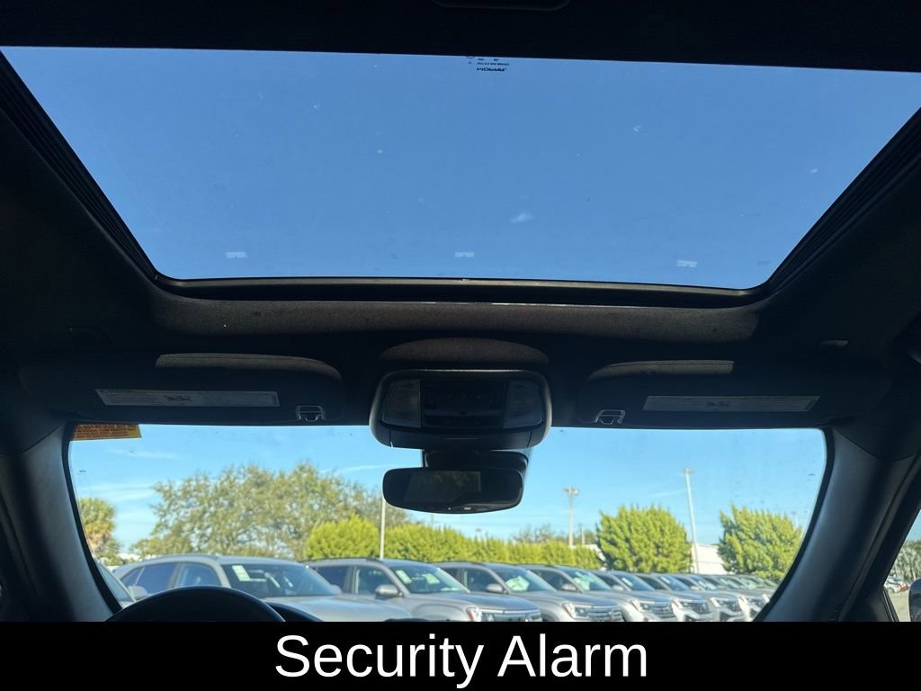 Used 2025 Dodge Durango GT image 16