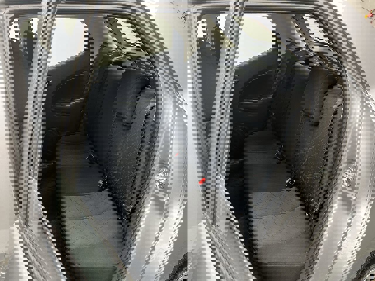 Used 2012 MAZDA MAZDA2 Sport image 9