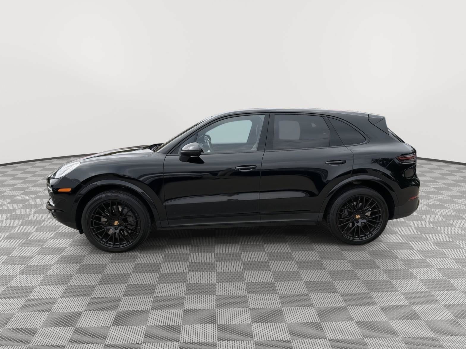 Used 2021 Porsche Cayenne S AWD/4WD image 4